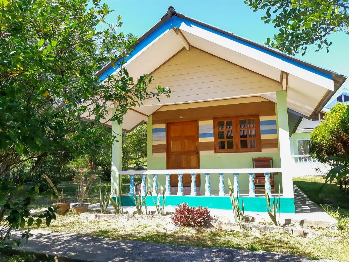 T And T House (Adults Only) Hotel Koh Phayam Exterior photo